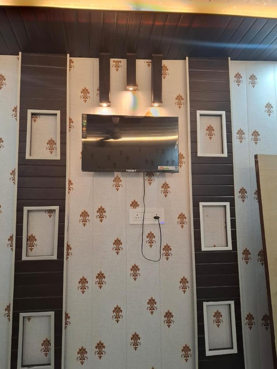 Hotel Sgh Subhadra Guest House Ayodhya Exterior photo